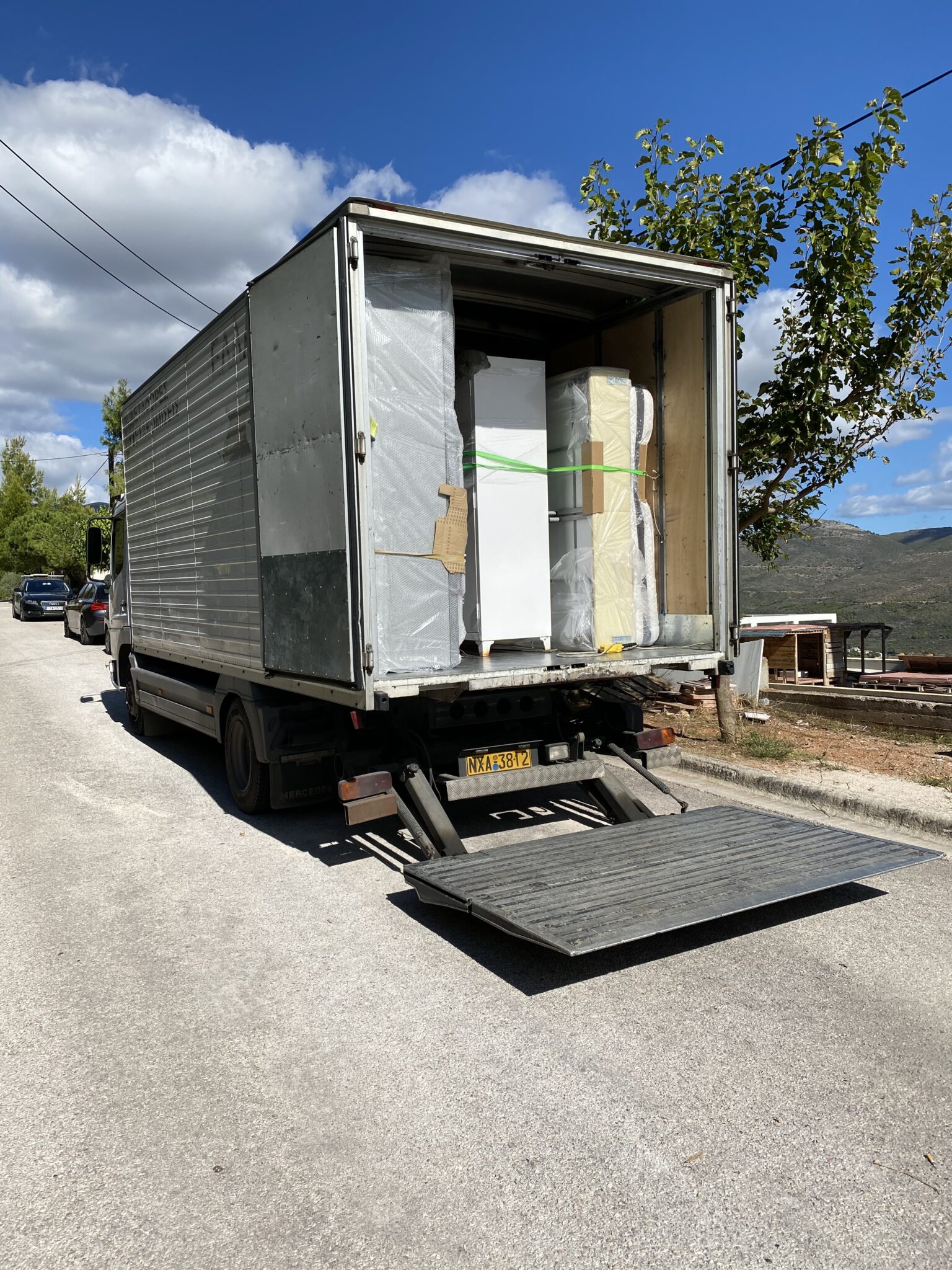 Οικονομικές μετακομίσεις στην Αθήνα με τη Machairis Transport